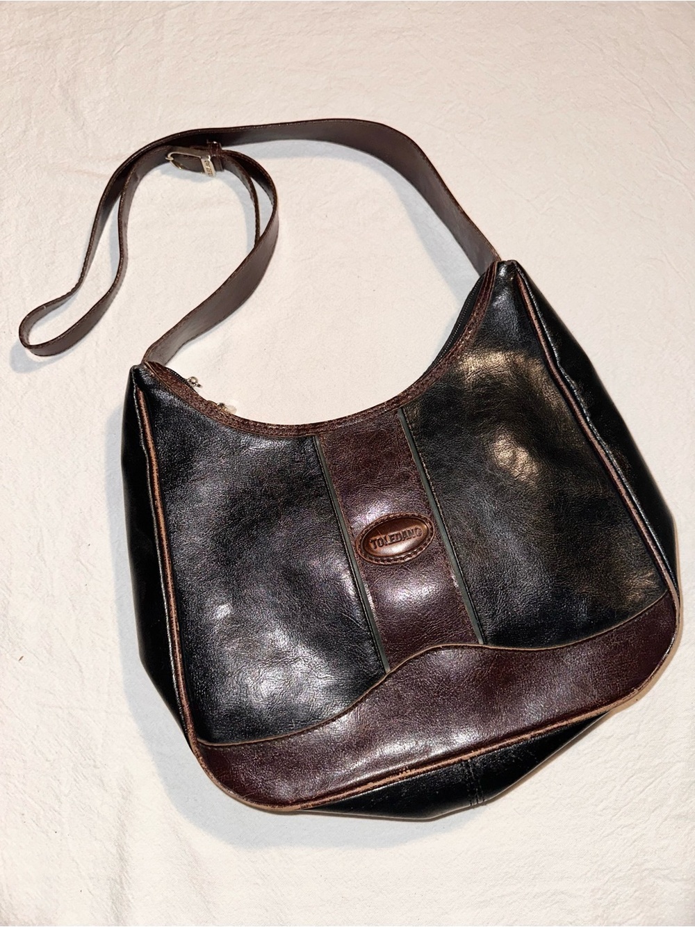 ⭐️ Vintage Toledano Two-Tone Leather Shoulder Bag in Black and Brown